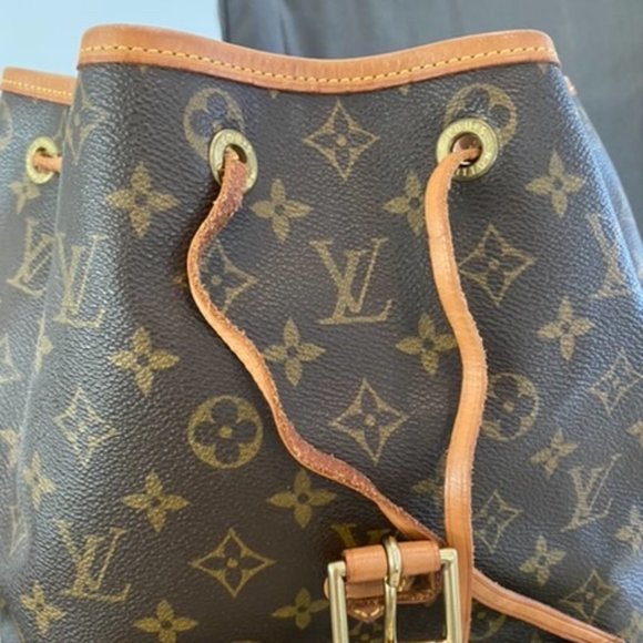 ***Authentic Louis Vuitton Montsouris GM*** - Picture 12 of 16